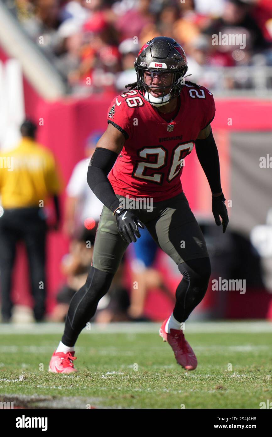 Tampa Bay Buccaneers safety Kaevon Merriweather (26) defends in the