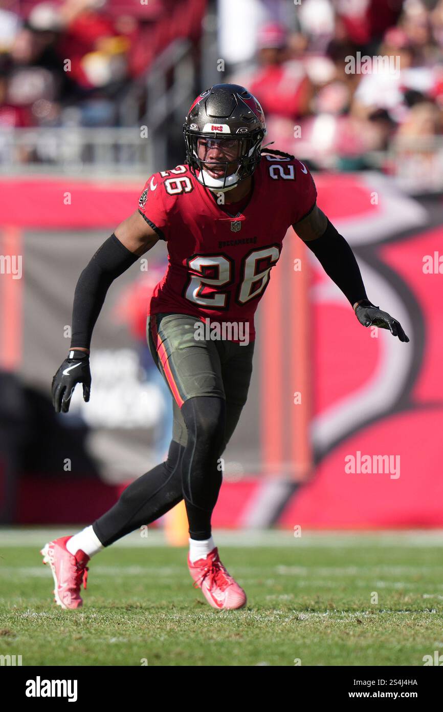 Tampa Bay Buccaneers safety Kaevon Merriweather (26) defends in the
