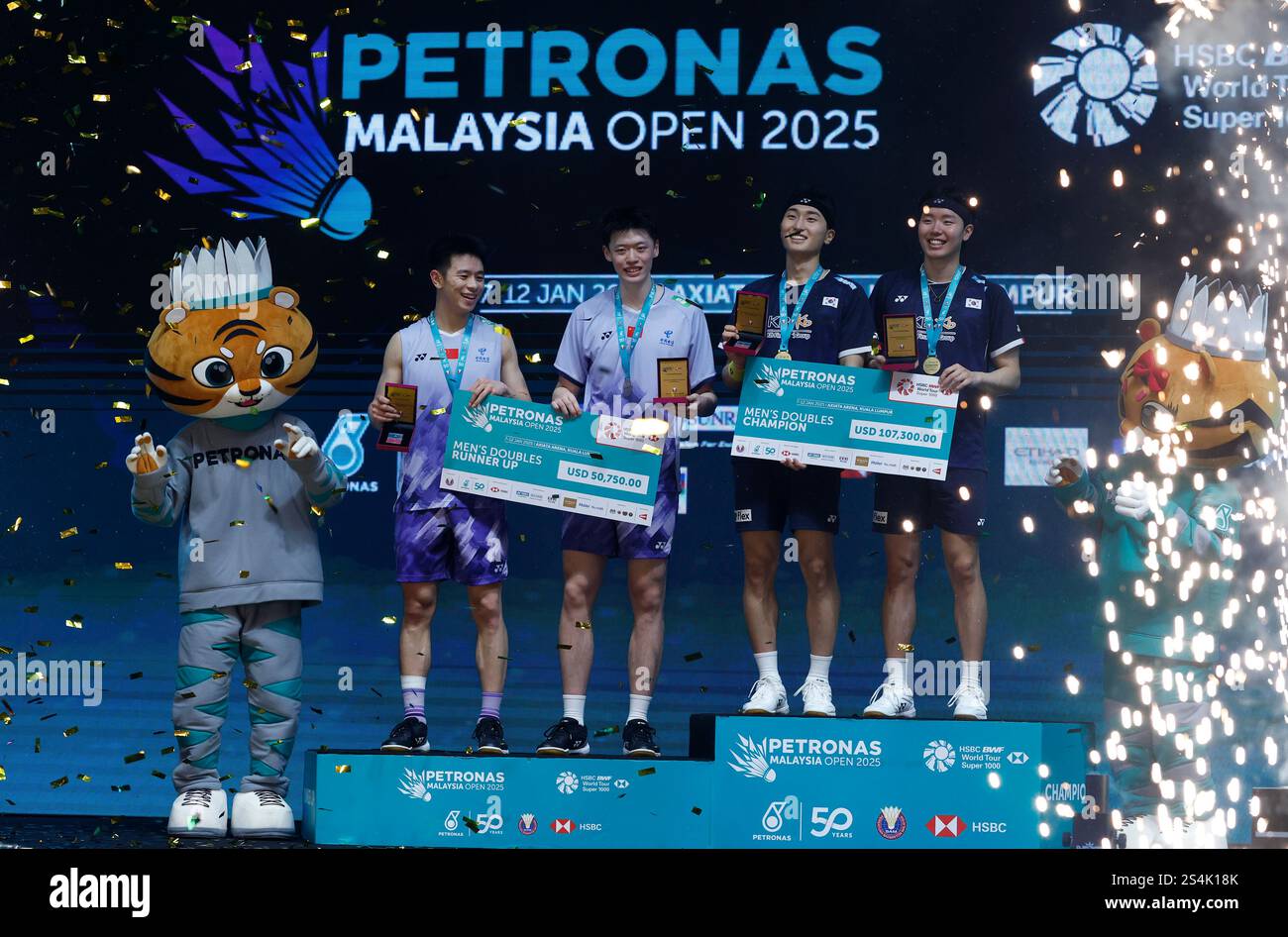 Kuala Lumpur Malaysia 12th Jan 2025 L R Chen Bo Yang And Liu Yi Kuala Lumpur Malaysia 12th Jan 2025 L R Chen Bo Yang And Liu Yi Of China Kim Won Ho And Seo Seung Jae Of Korea Pose With The Medals On The Podium After The Mens Doubles Final Match During The Petronas Malaysia Open 2025 At Axiata Arena Kim Won Ho And Seo Seung Jae Won With Scores 192121 211212 Photo By Wong Fok Loysopa Imagessipa Usa Credit Sipa Usaalamy Live News 2S4K18K