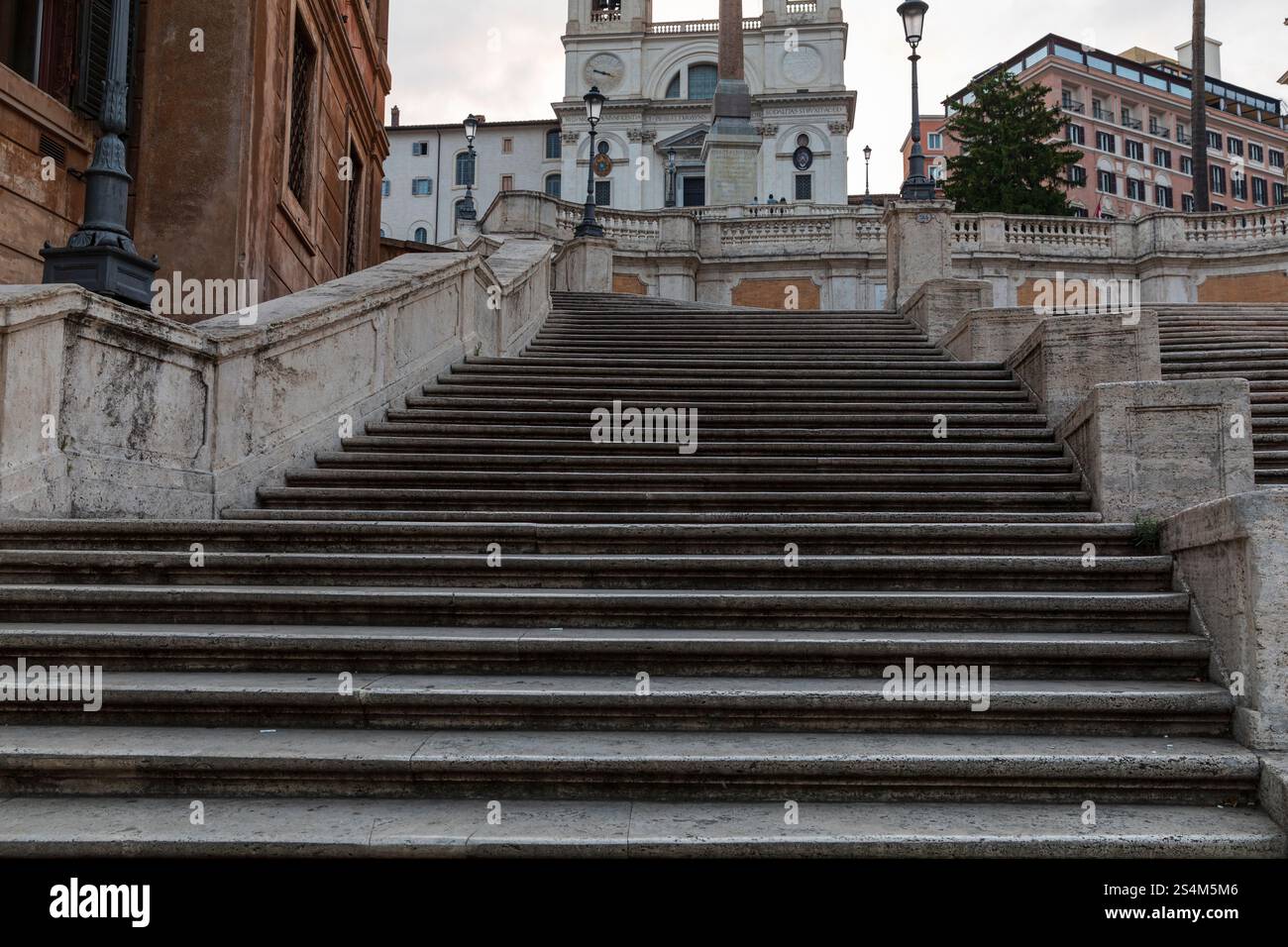 Left-hand stairway of the Spanish Steps in the early morning, Piazza di ...