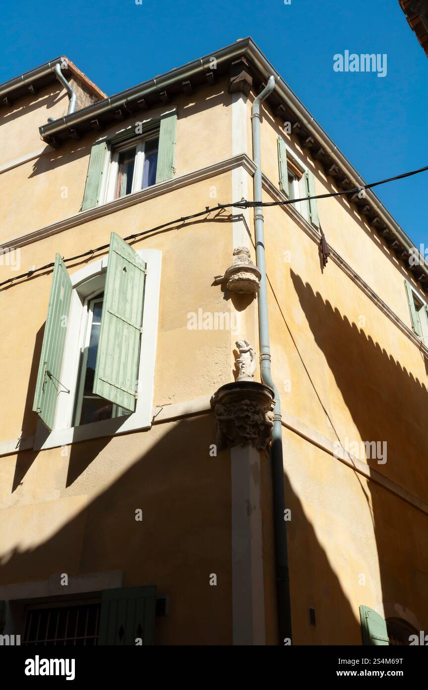 Arles, typical house in quartier de la Roquette, near the Rhône river, Bouches du Rhône, Provence-Alpes-Côte d'Azur, France Stock Photo