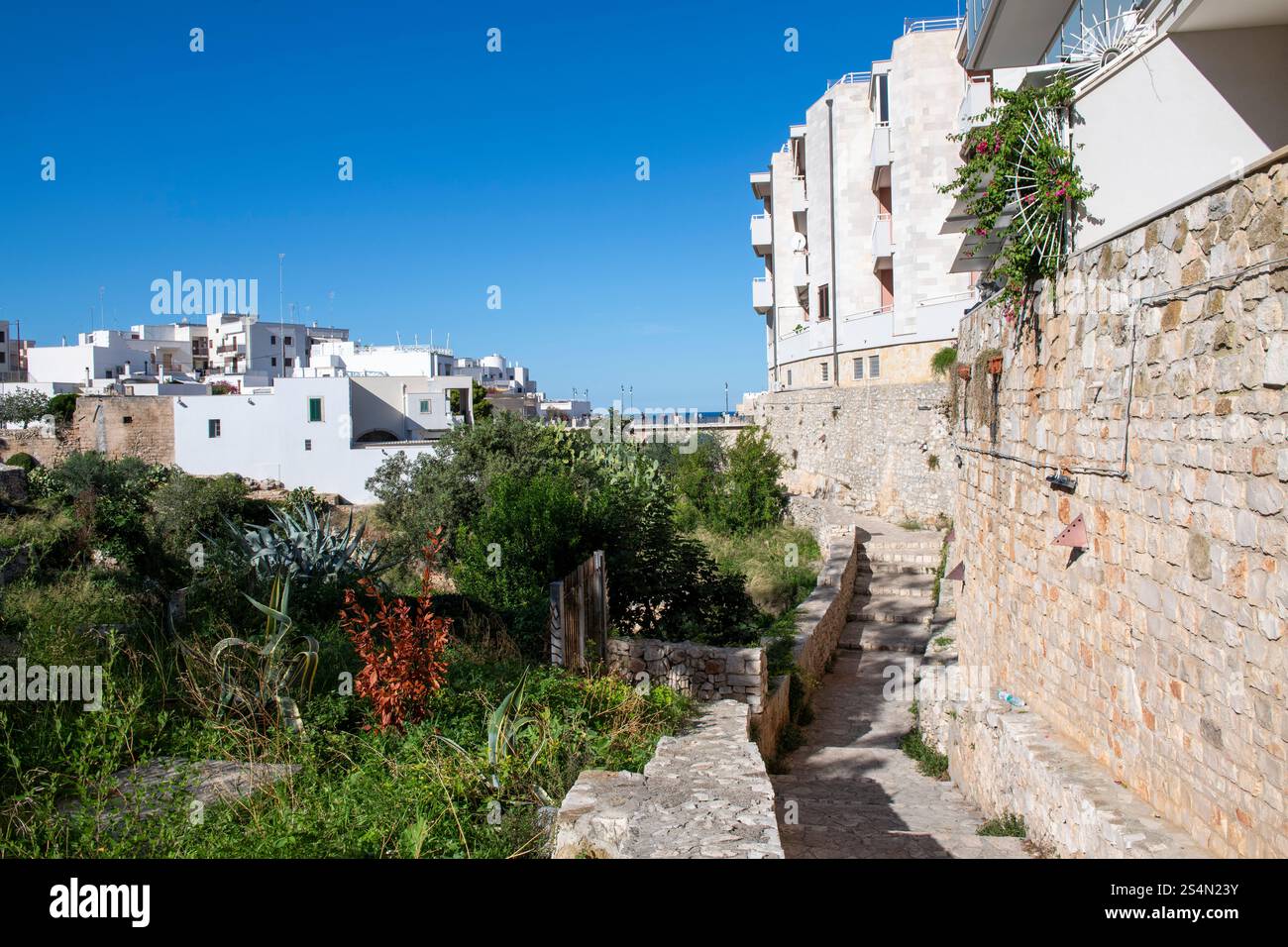 Polignano a mare cove hi-res stock photography and images - Alamy