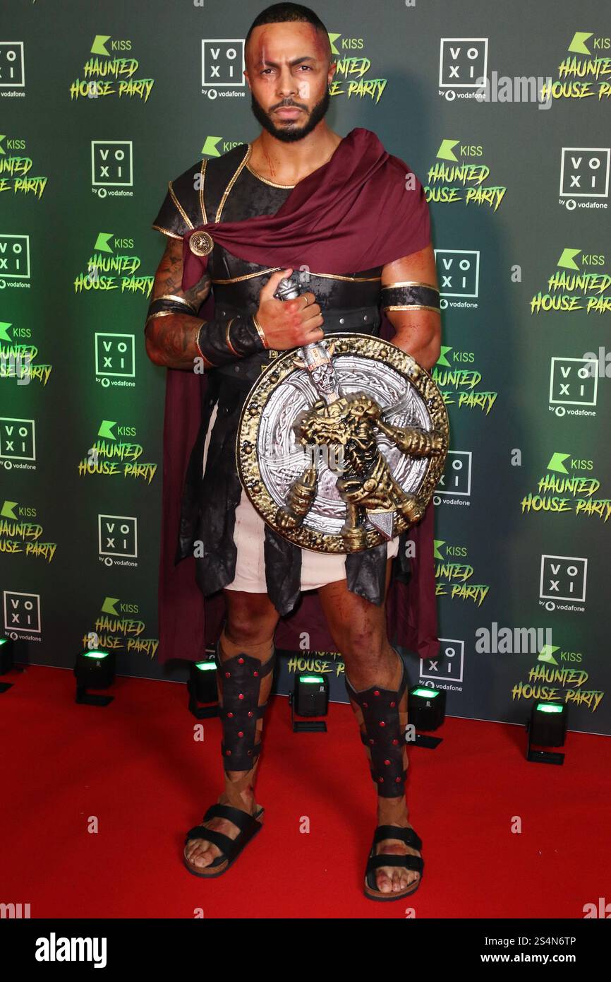 Tattoo Tribute: Adapt's MW2 Highrise Crane, image size:866x1390