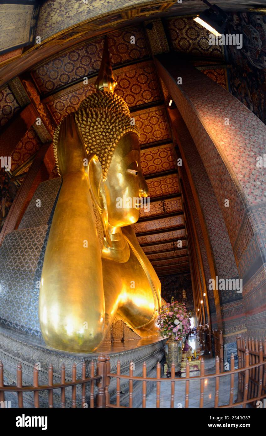 The golden Buddha at the temple of Wat Pho in the city of Bangkok in ...