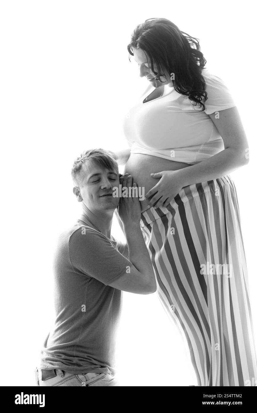 White woman pregnant black man hi-res stock photography and images - Alamy