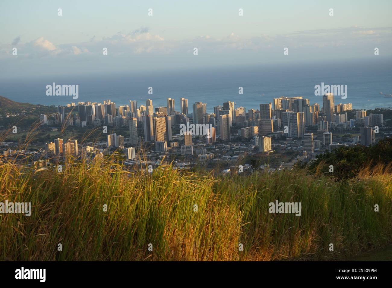 Diamond head hawaii hi-res stock photography and images - Alamy