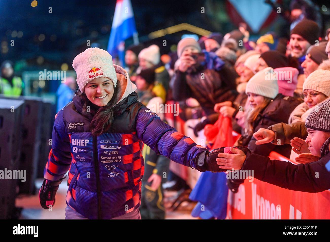 Flachau, Austria. 13th Jan, 2025. Zrinka Ljutic greets her fans on January 13, 2025 in Flachau, Austria. Photo: Igor Soban/PIXSELL Credit: Pixsell/Alamy Live News Stock Photo