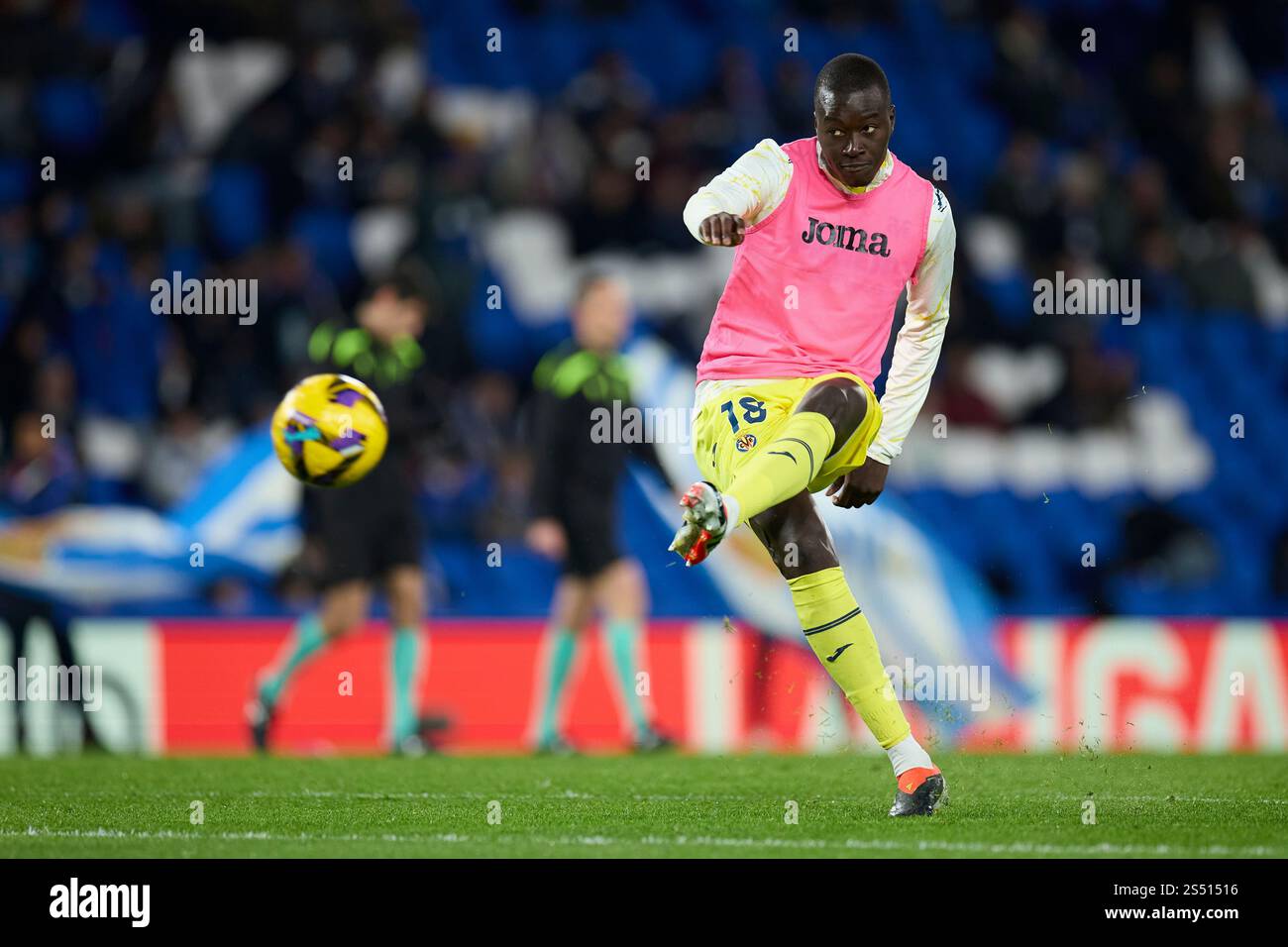 Pepe Gueye of Villarreal CF warms up prior to the LaLiga EA Sports