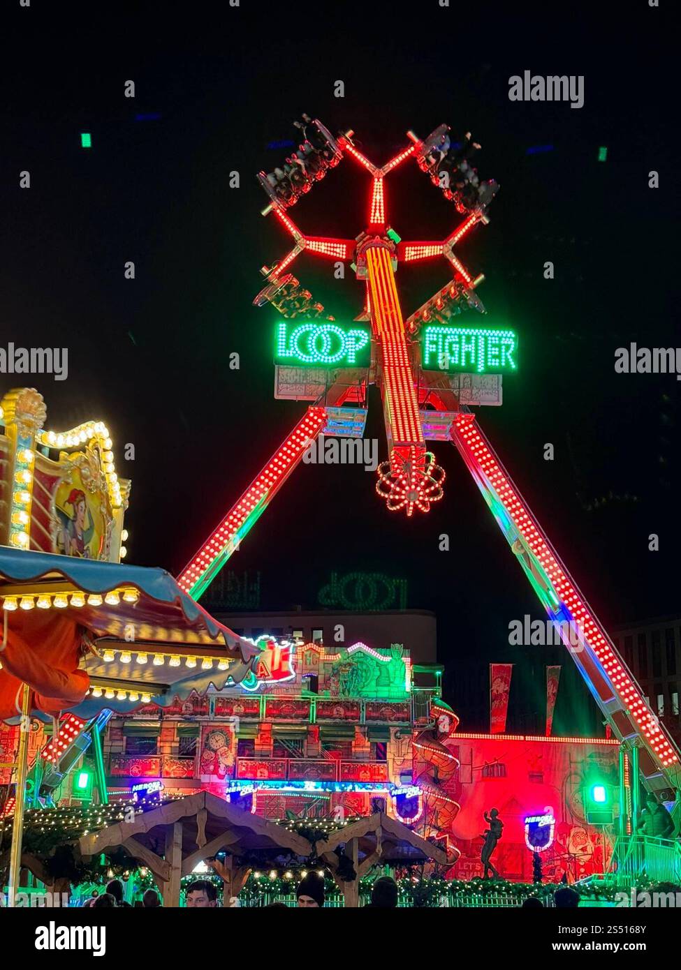 26.11.2024 Sachsen Anhalt Sachsen-Anhalt Weihnachtsmarkt Halle Saale ...