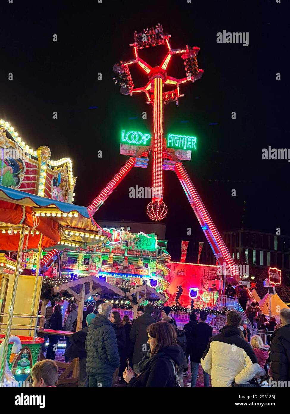 26.11.2024 Sachsen Anhalt Sachsen-Anhalt Weihnachtsmarkt Halle Saale ...