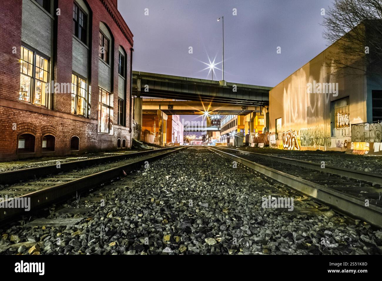 Proximate bridges hi-res stock photography and images - Alamy