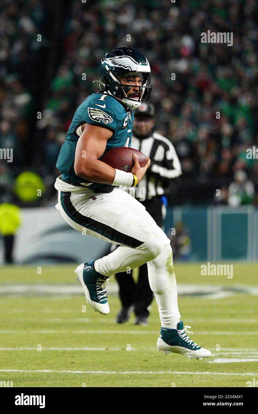 Philadelphia Eagles quarterback Jalen Hurts (1) in action during an NFL