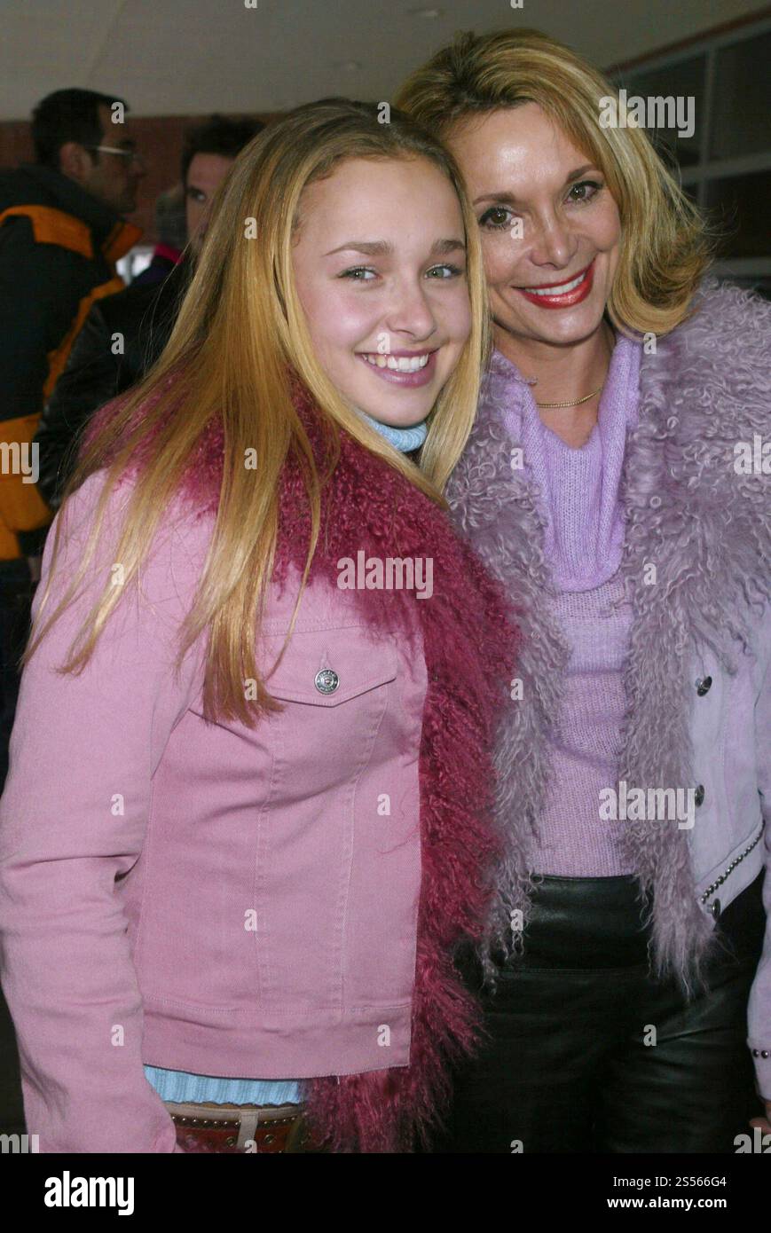 Hayden Panettiere And Mother Lesley Vogel Attend The Screening Of hayden-panettiere-and-mother-lesley-vogel-attend-the-screening-of