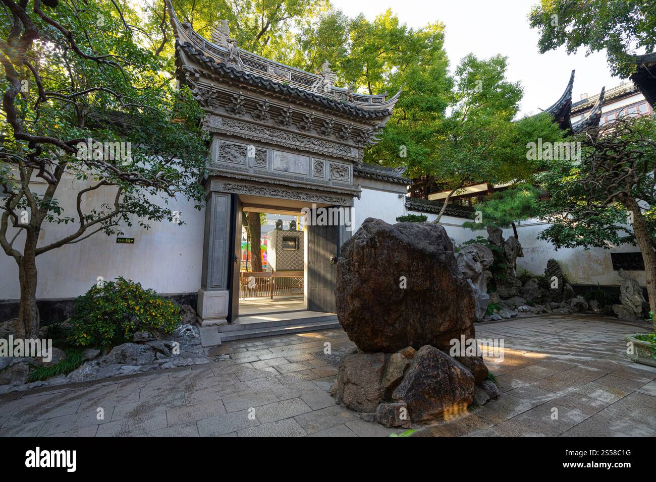 Shanghai, China. January 8, 2025. Internbal view of the architectures in the Yu garden, built in Jiang period of Ming Dynasty (1559). Stock Photo