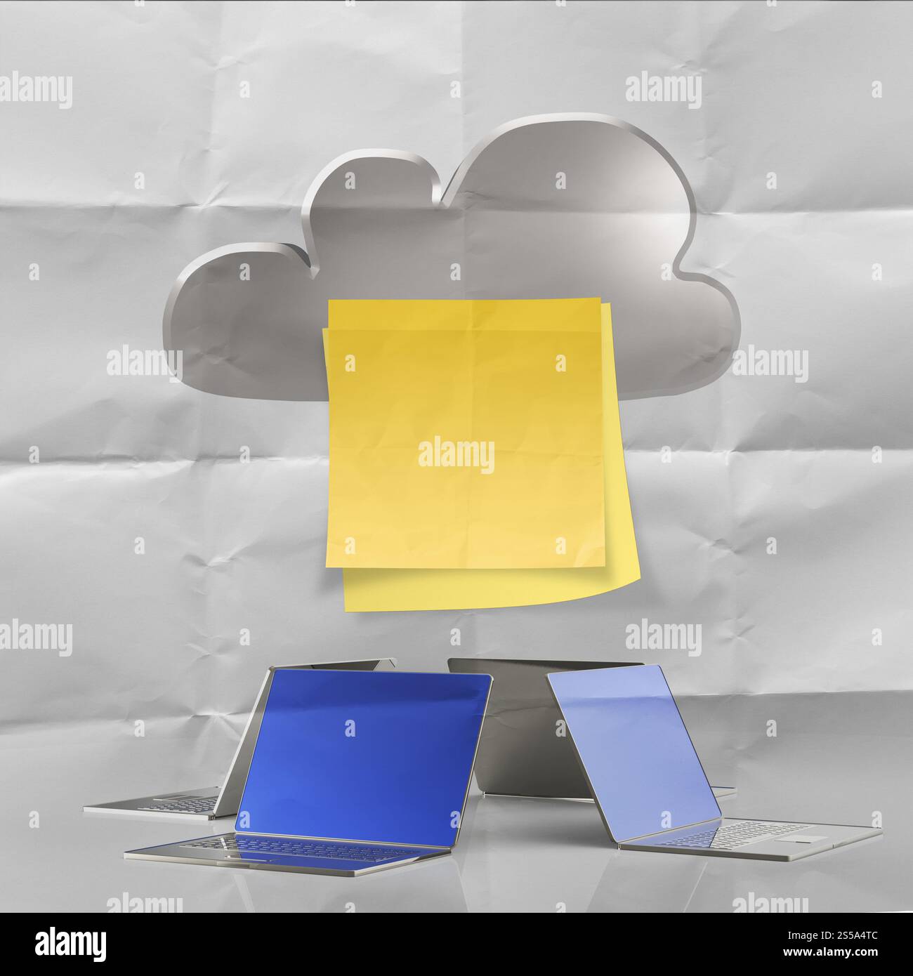 sticky note with Cloud computing word on crumpled paper background as concept Stock Photo