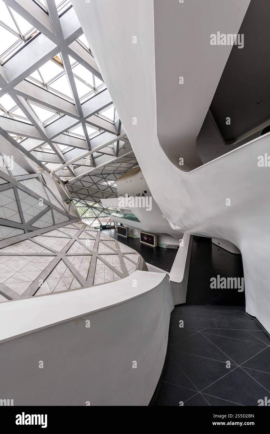 Opernhaus Guangzhou Opera Grand Theatre Oper Gebäude von Zaha Hadid ...