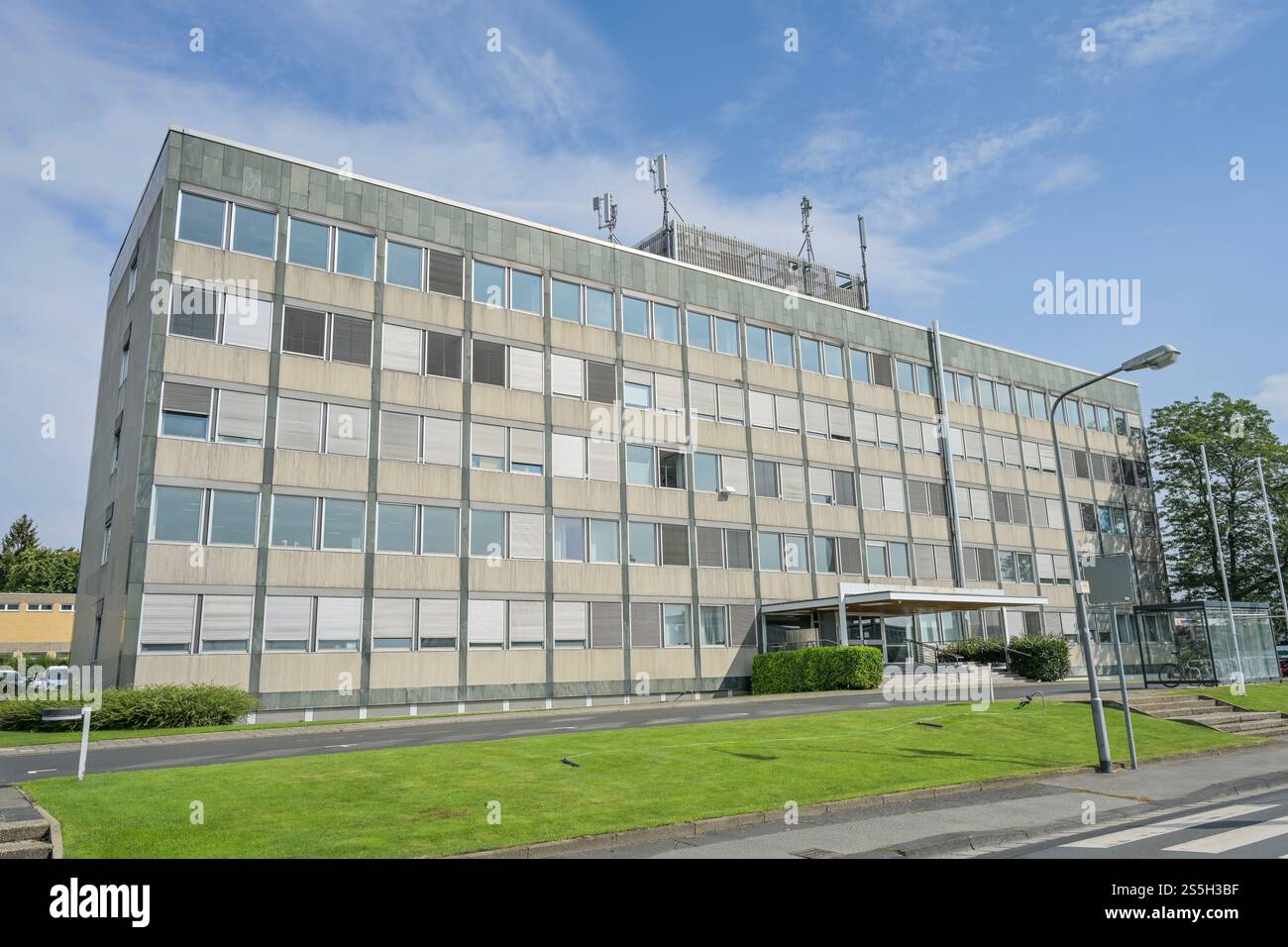 Federal-Mogul Tenneco, Automobilprodukte, Verwaltungsgebäude, Stielstraße, Schierstein, Wiesbaden, Hessen, Deutschland Stock Photo