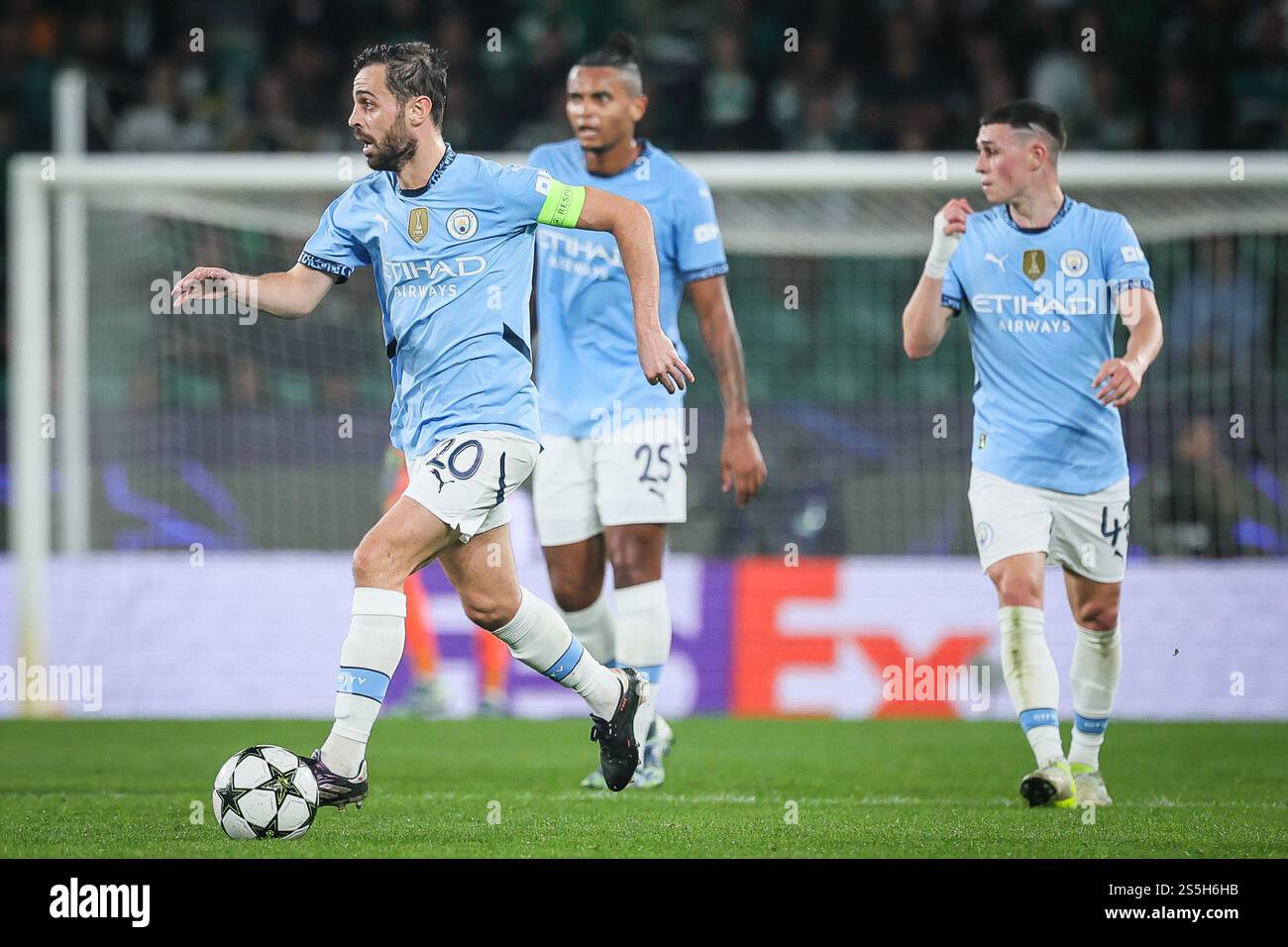 Lisbon, Portugal. 05th Nov, 2024. Bernardo SILVA of Manchester City