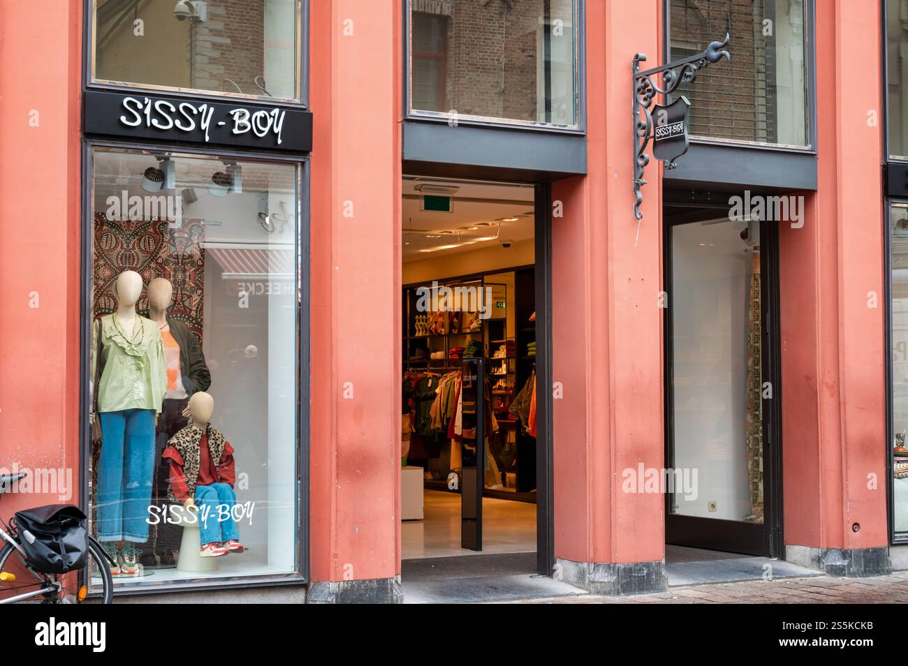 Stilvolle Stssy Store Deutschland Ebenbild