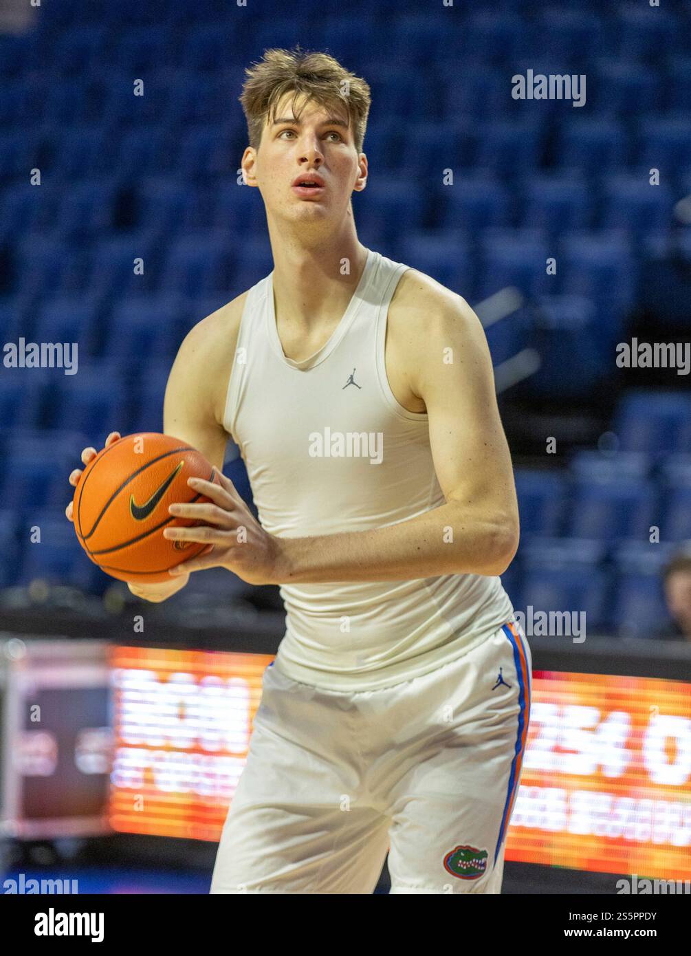 Florida center Olivier Rioux warms up before an NCAA college basketball ...