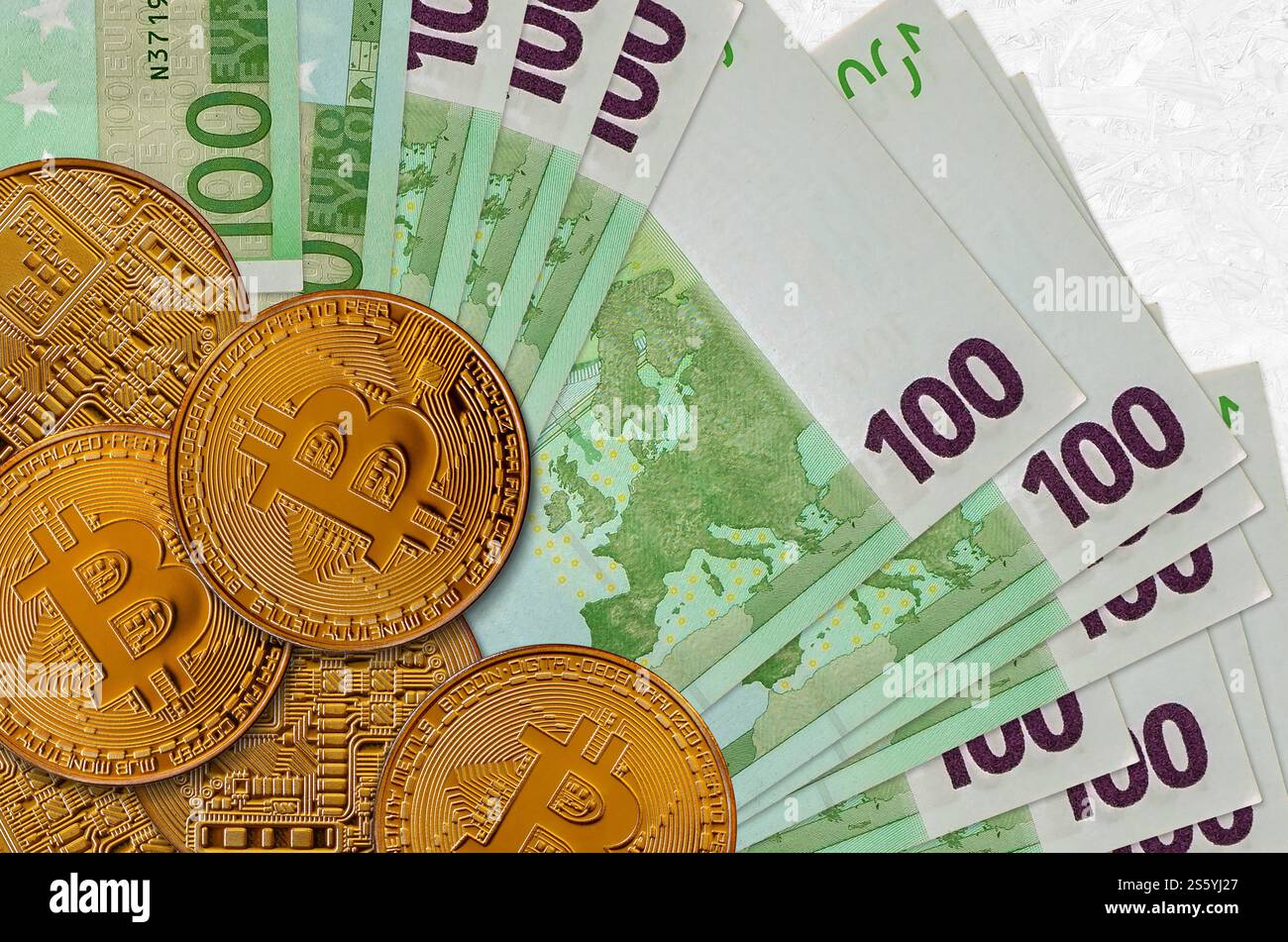 Euro bills hi-res stock photography and images - Alamy