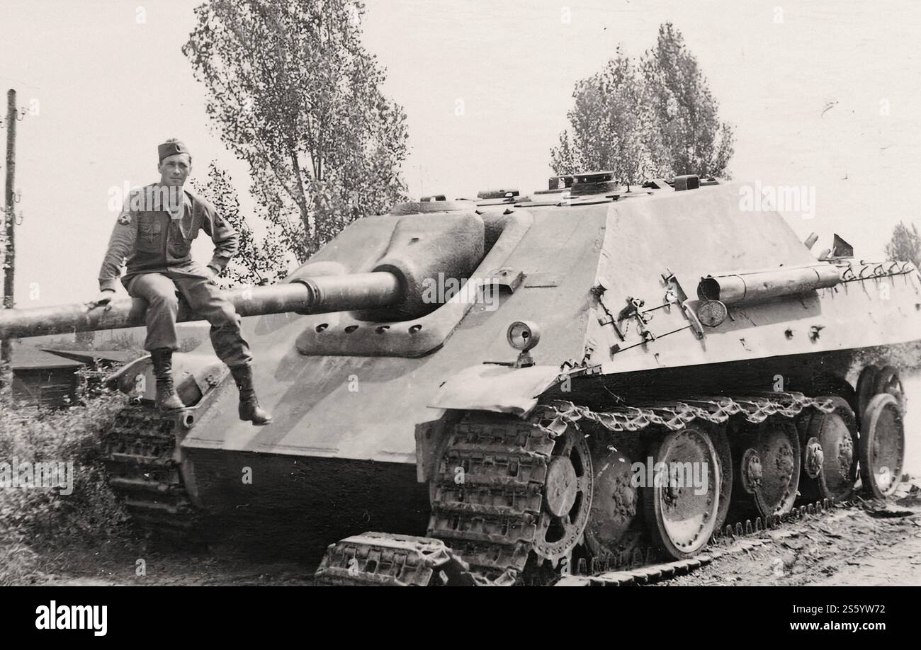 us-soldier-on-jagdpanther-historical-document-photographer-unknow