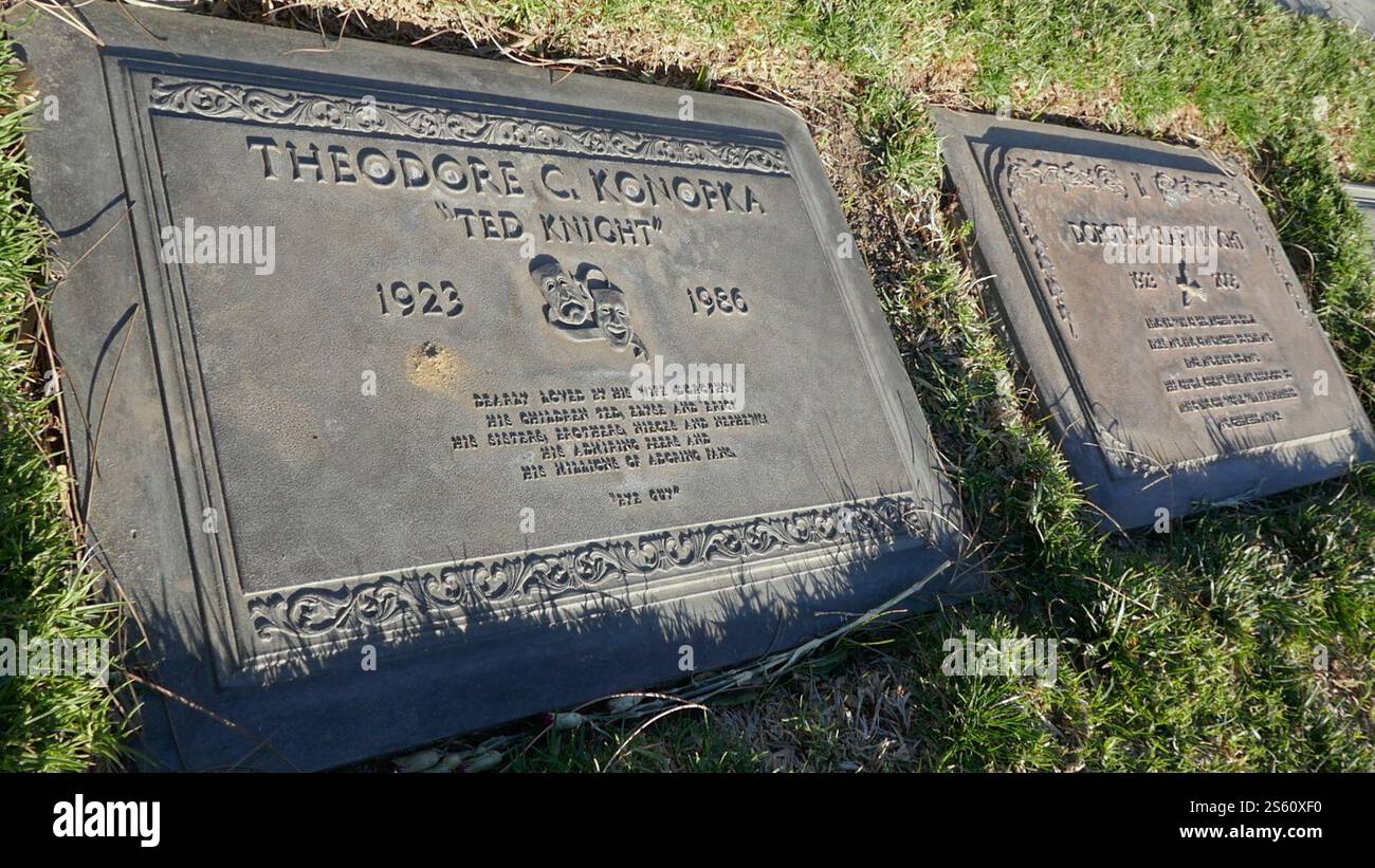 Glendale, California, USA 13th January 2025 Actor Ted Knight Grave in