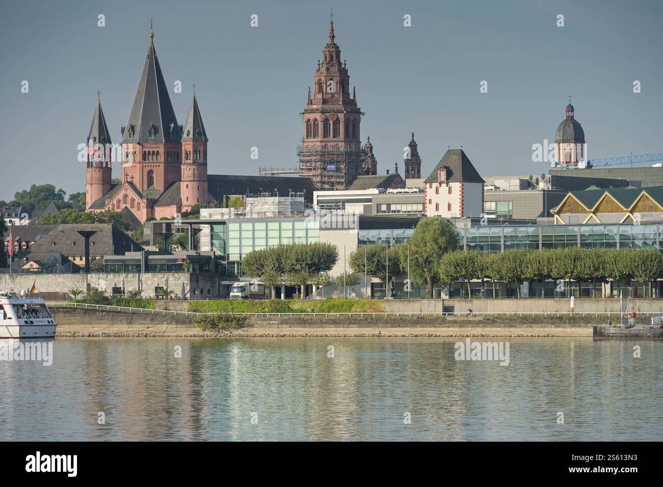 Rhein, Rheinufer, Altstadt mit Dom St. Martin, Mainz, Rheinland-Pfalz ...