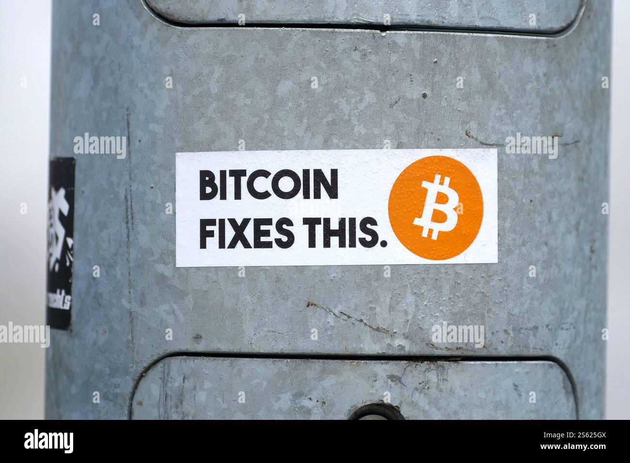 Sales tax token hi-res stock photography and images - Alamy