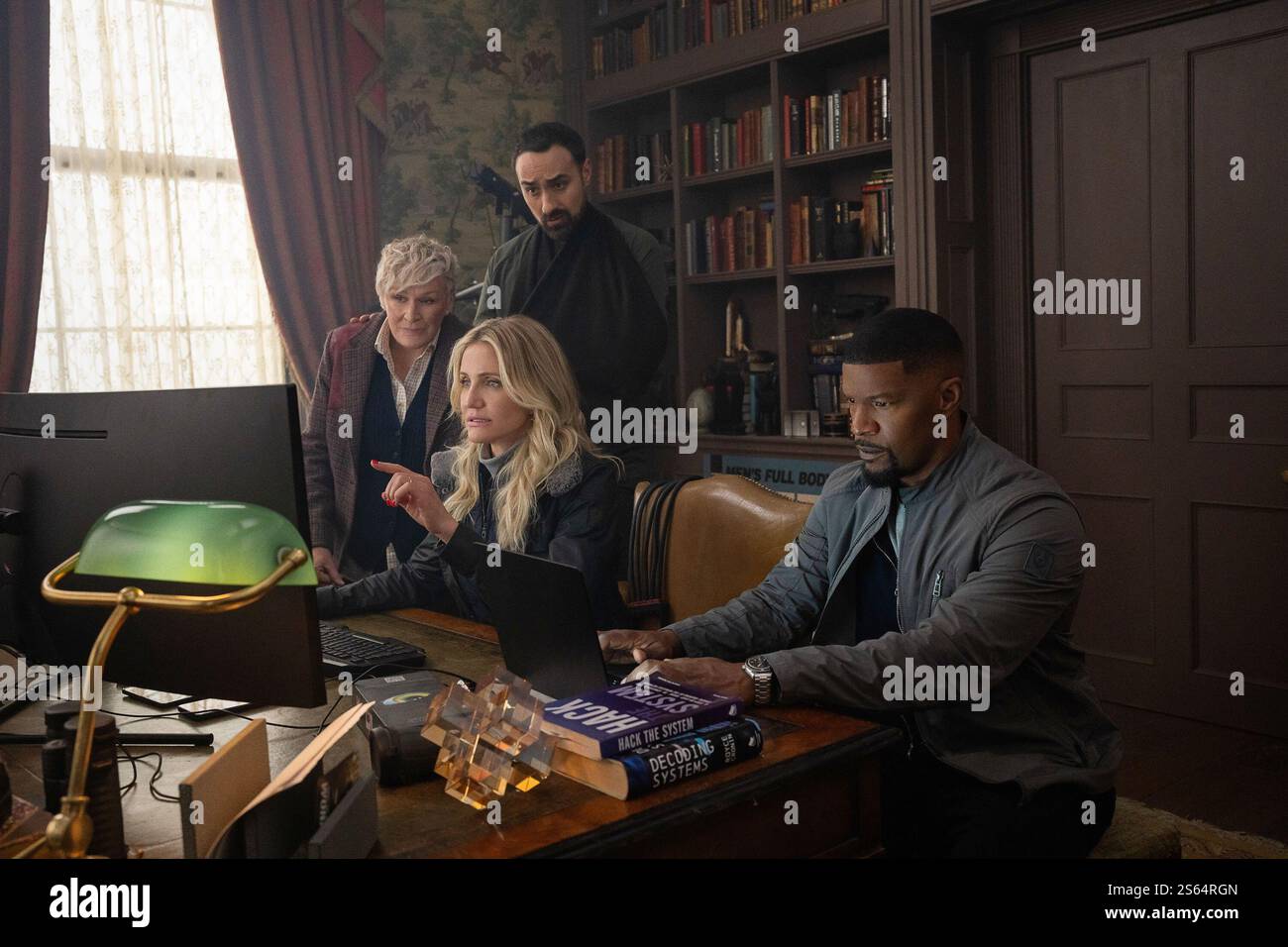 BACK IN ACTION, from left Glenn Close, Cameron Diaz, Jamie Demetriou