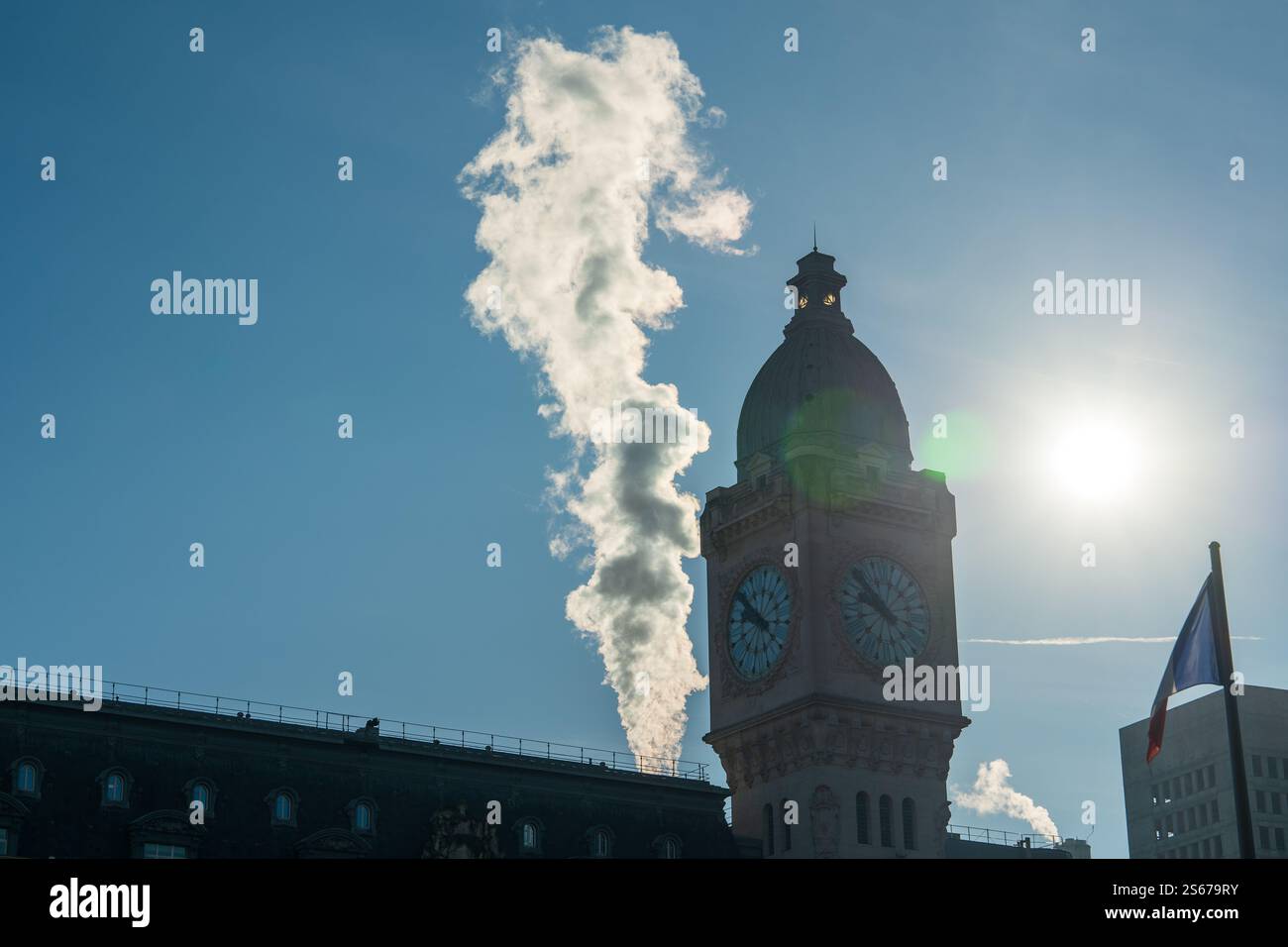 Steam clock tower landmark hi-res stock photography and images - Alamy