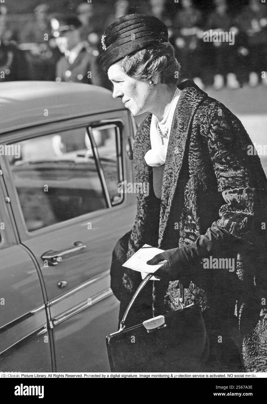Estelle Bernadotte. Born Estelle Romaine Manville. 1894-1984. She was married to count Folke Bernadotte. Pictured here attending the funeral of United Nations general secretary Dag Hammarskjölds funeral 1961 Stock Photo