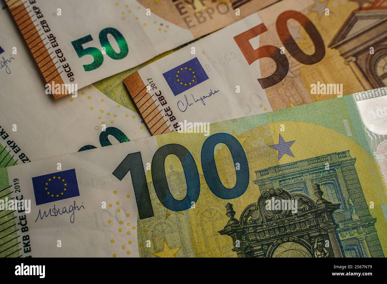 Lots of different Euro banknotes shown as a mess Stock Photo - Alamy