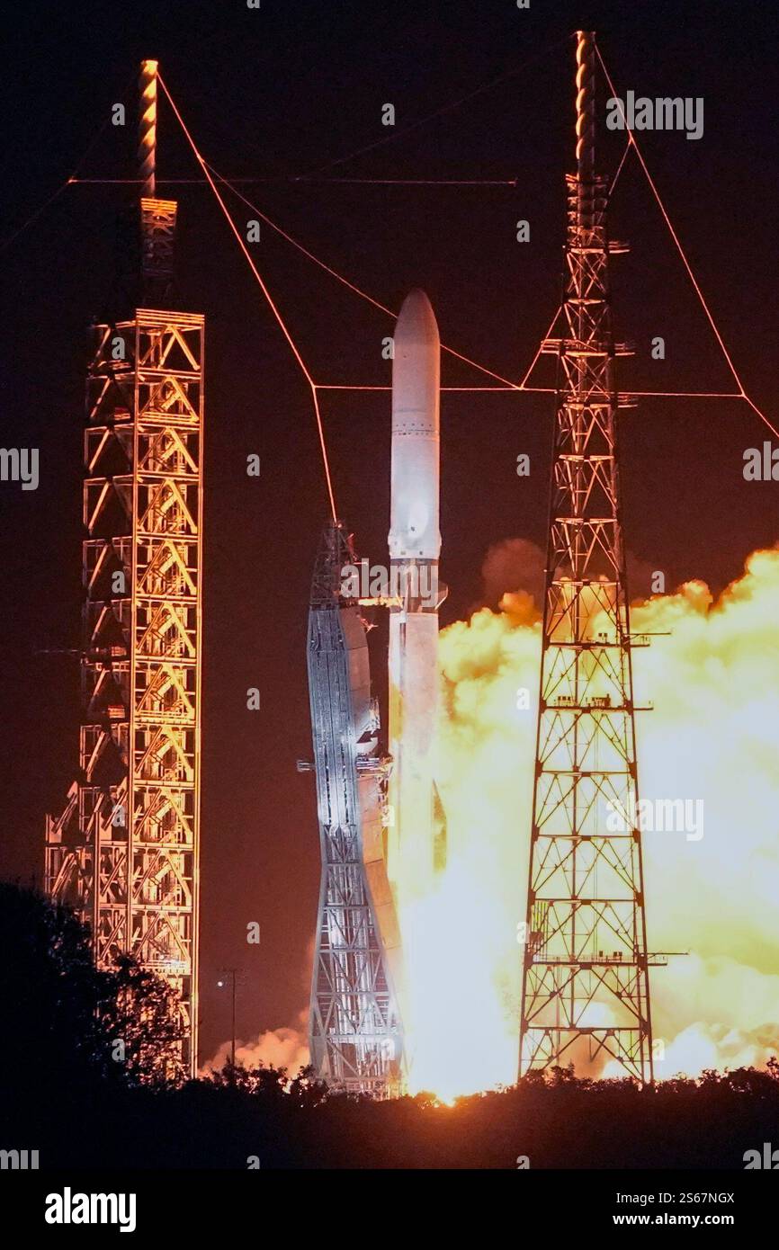 Blue Origin's New Glenn rocket lifts off from Launch Complex 36 at the ...