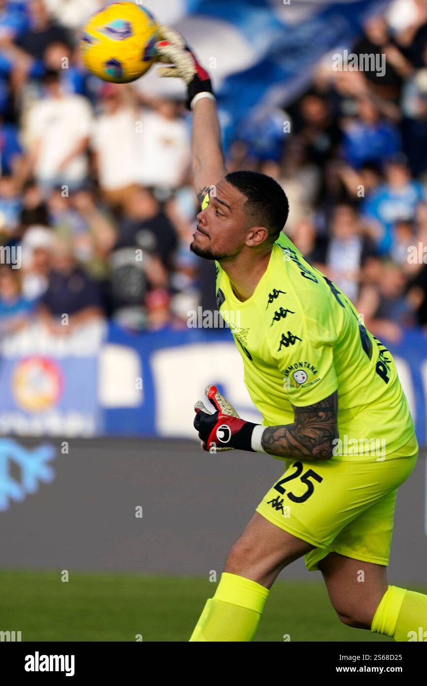 Empoli goalkeeper hi-res stock photography and images - Alamy, image size:866x1390