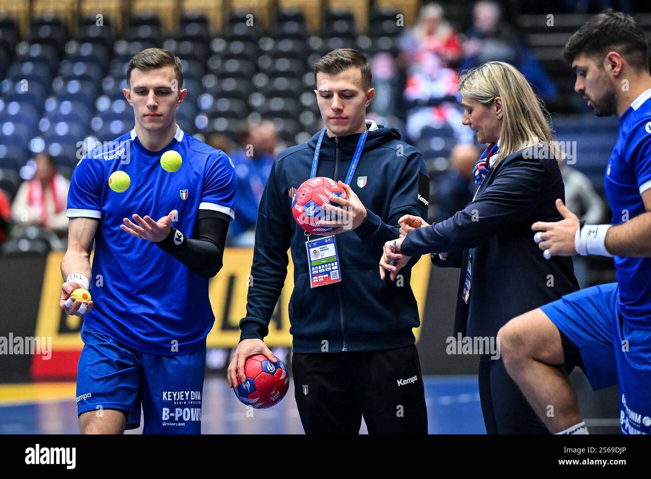 Simone Mengon of Italy Nationalteam during IHF Men's - Handball World ...
