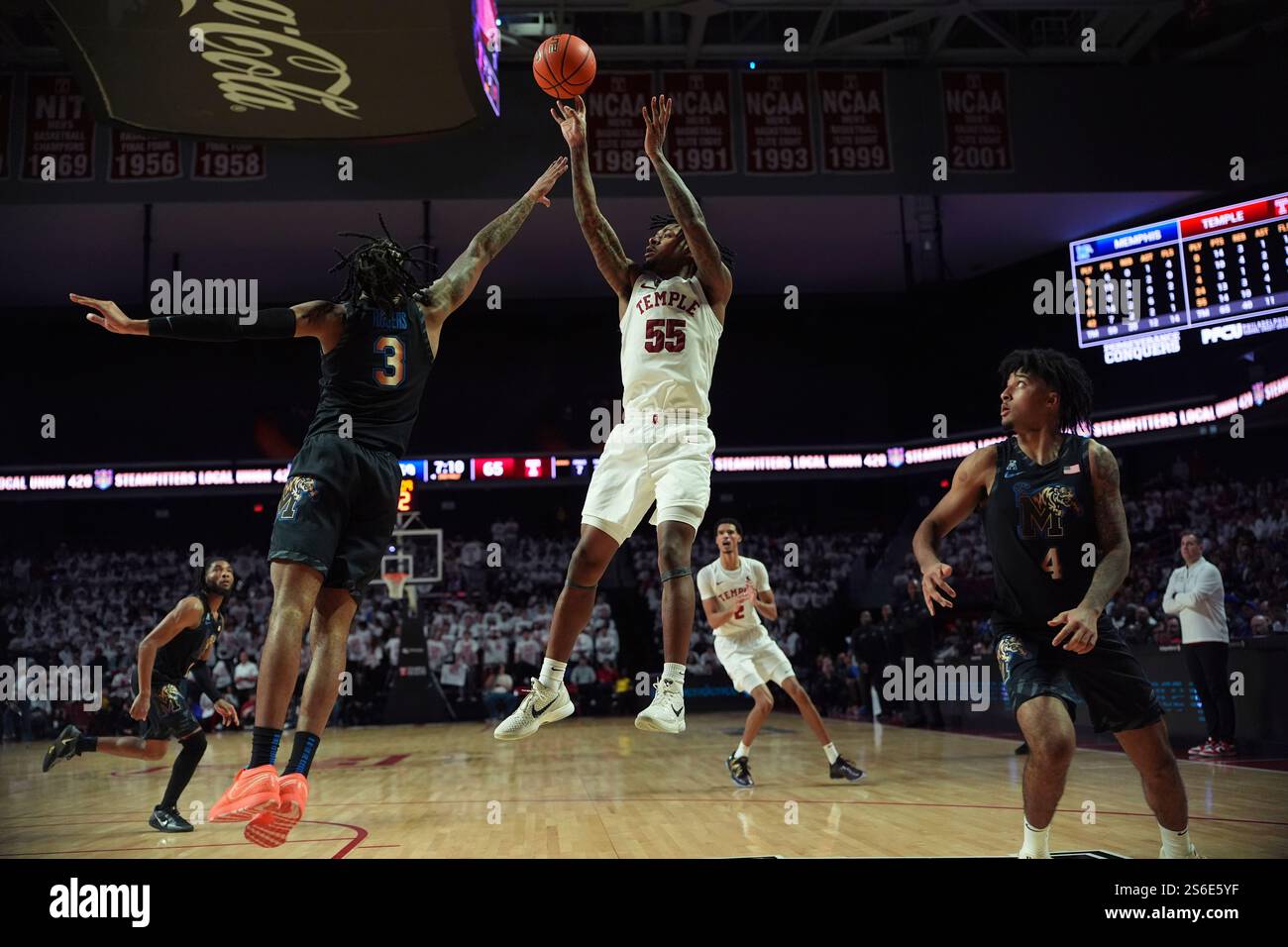 Temple's Shane Dezonie plays during an NCAA college basketball game