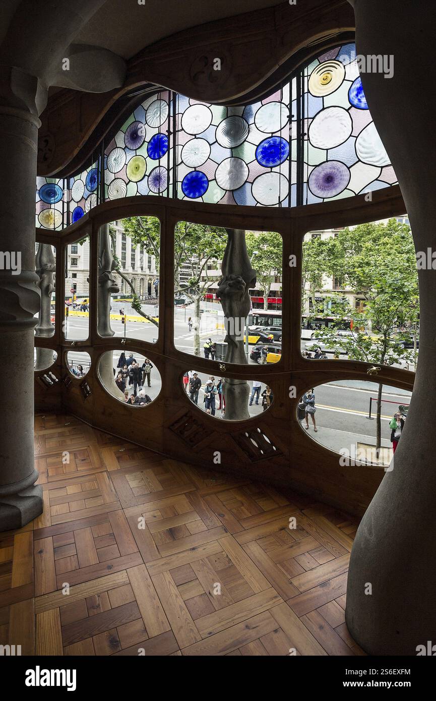 Casa Batllo, Art Nouveau, architect Antoni Gaudi, Barcelona, Catalonia ...