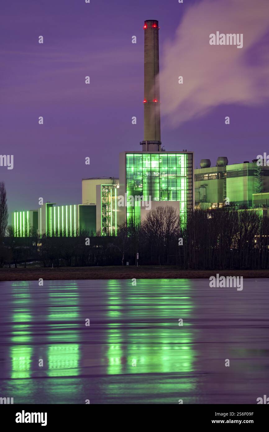 The Lausward combined heat and power plant in Duesseldorf, gas and ...