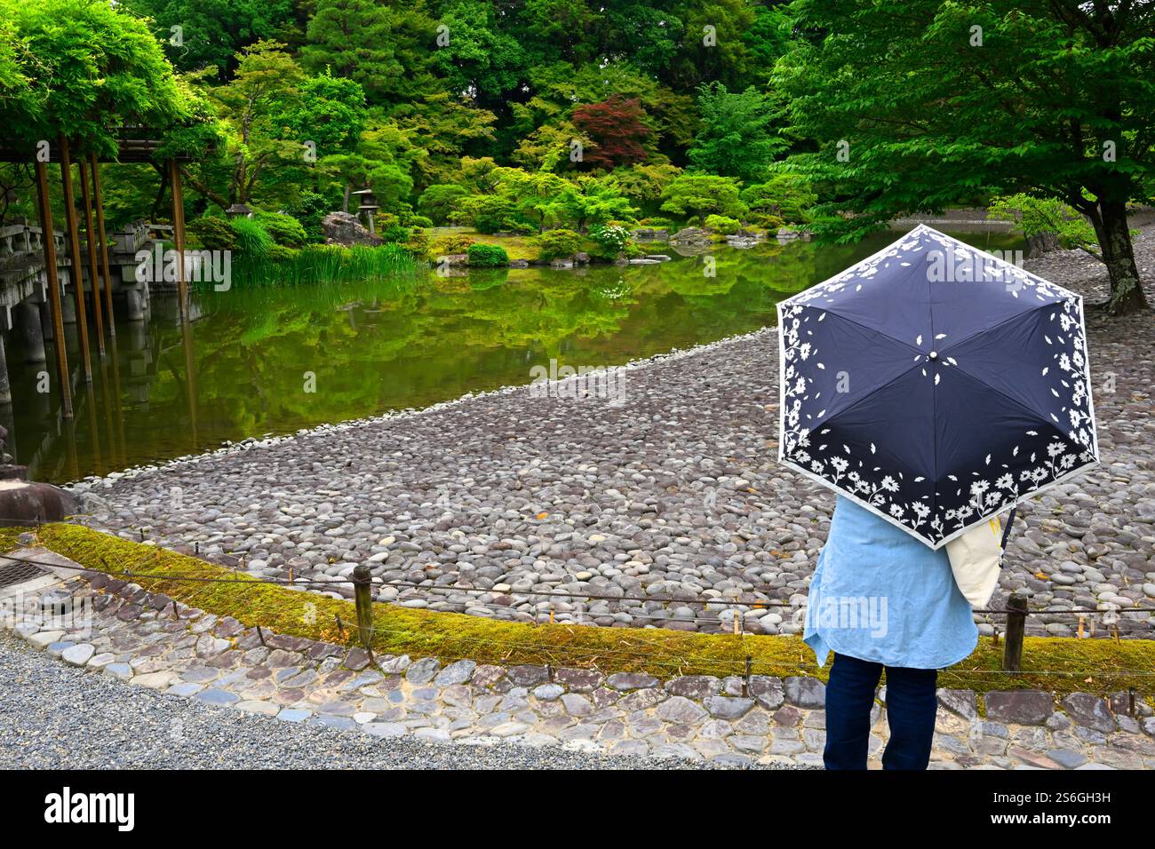 Sento Gosho garden at Kyoto Imperial Palace. The garden's design has ...