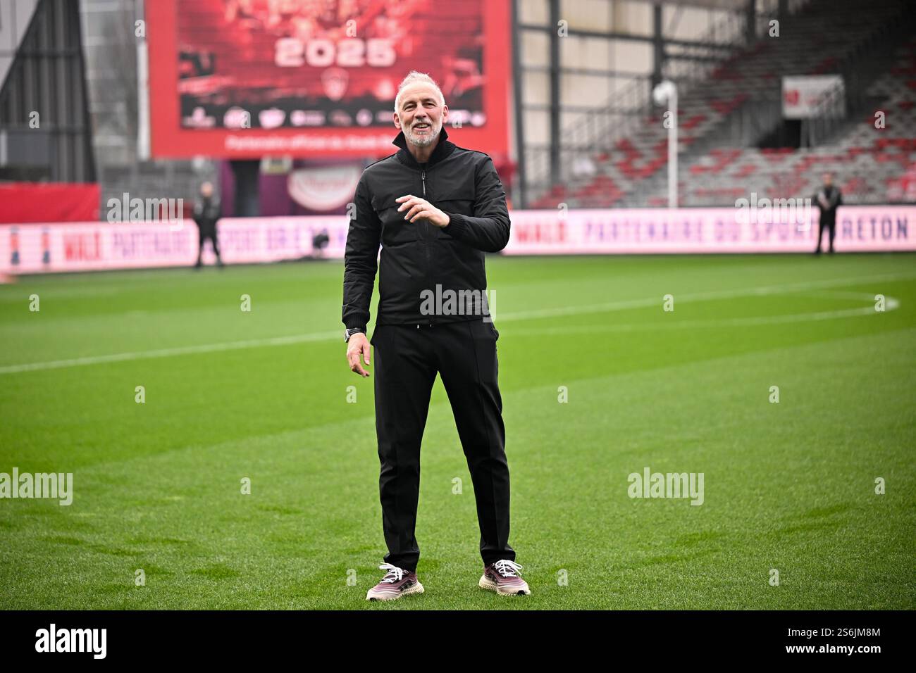 eric-roy-entraineur-brest-sb29-during-the-ligue-1-mcdonald-s-match