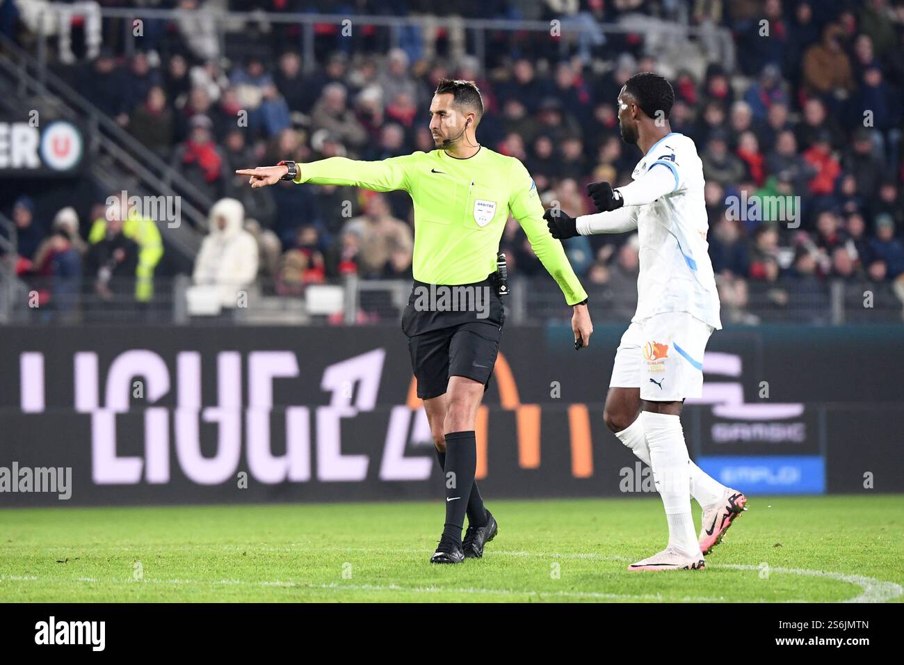 abdelatif-kherradji-arbitre-during-the-ligue-1-mcdonald-s-match