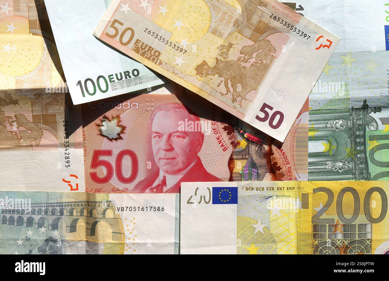 Euro canadian dollar hi-res stock photography and images - Alamy