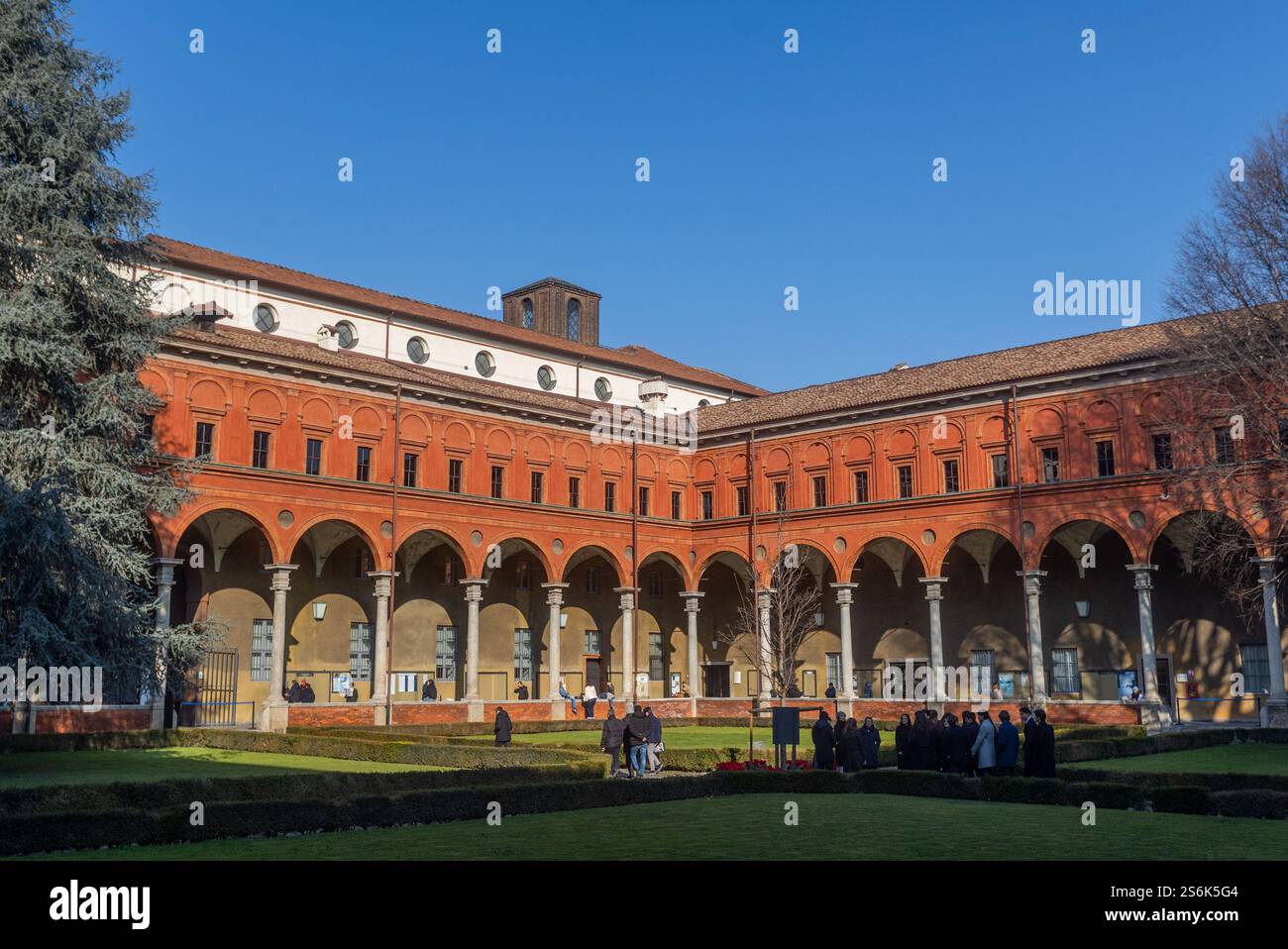 Catholic University of Sacred Heart, Università Cattolica del sacro Cuore,  Milan, italy Stock Photo - Alamy, image size:1300x958