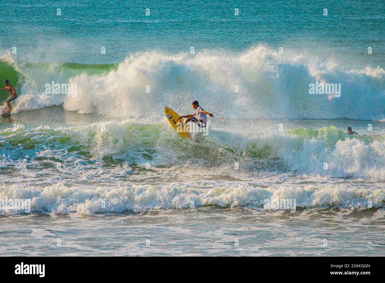 Perfectwave hi-res stock photography and images - Alamy