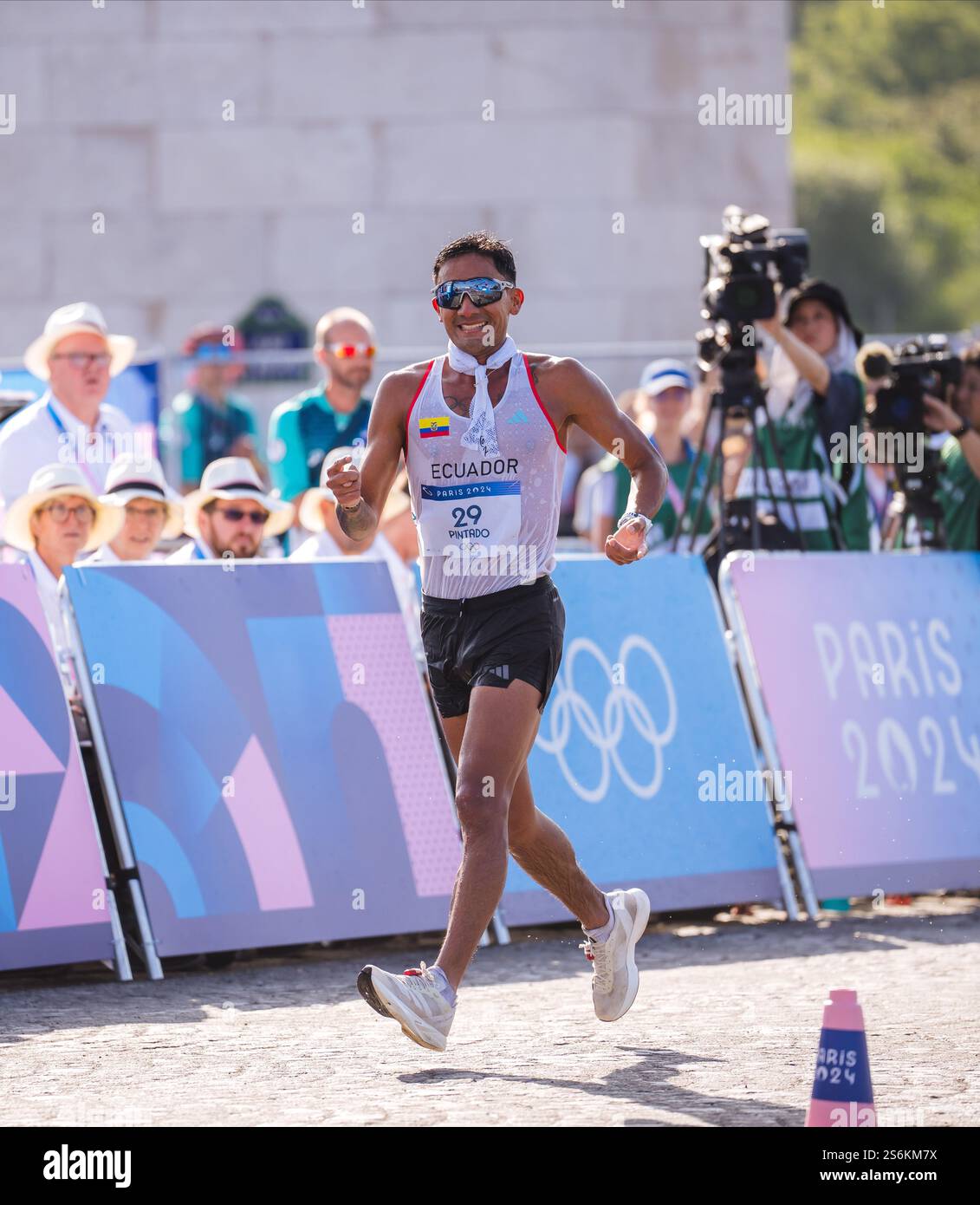 Daniel Pintado winning 20 Kilometer Race Walk at the Paris 2024 Olympic ...