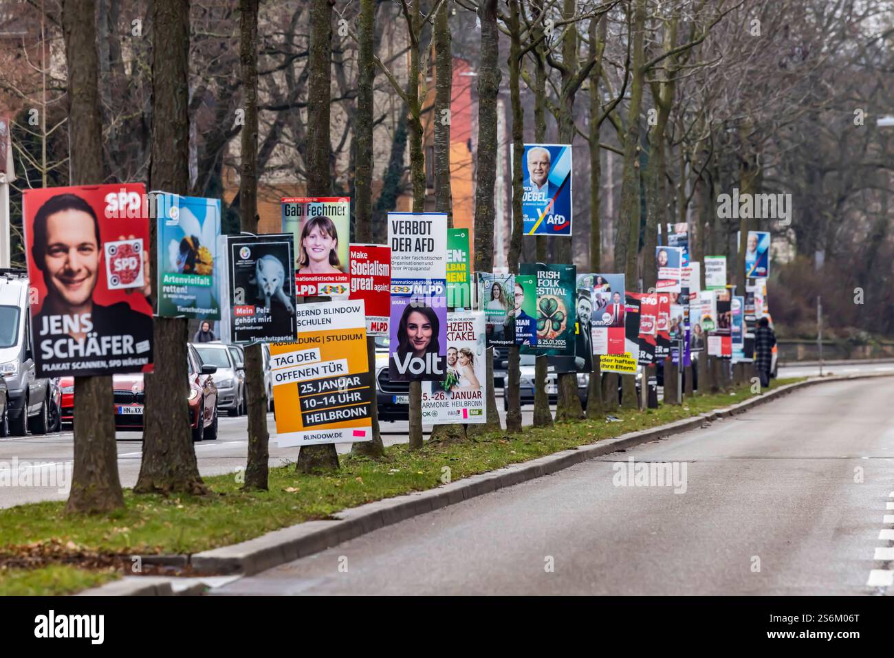 Wahlplakate zur Bundestagswahl 2025 in Heilbronn. BTW25. Die Partei