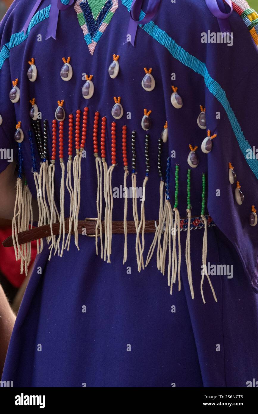 Shell dress native american hi-res stock photography and images - Alamy