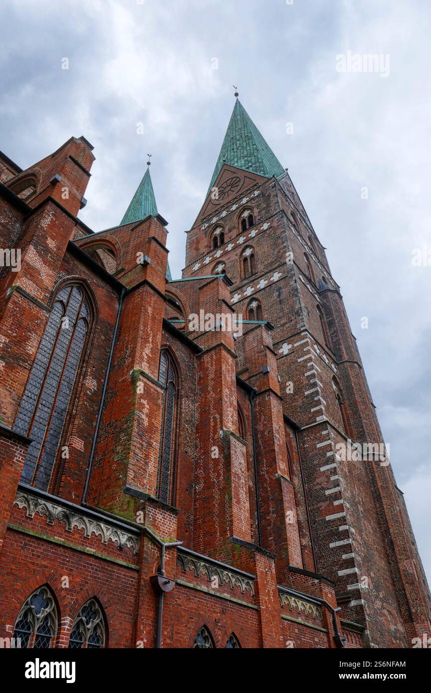 Towers Of The Historic St Mary s Church In L beck Stock Photo Alamy towers-of-the-historic-st-mary-s-church-in-l-beck-stock-photo-alamy