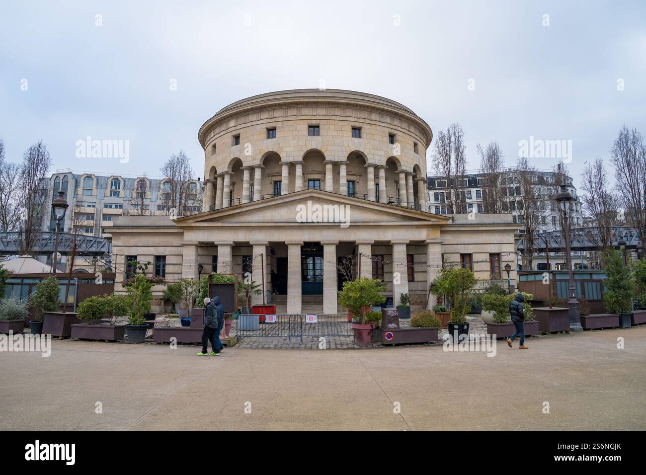 Explore the architectural beauty of Rotonde de Stalingrad in Paris ...